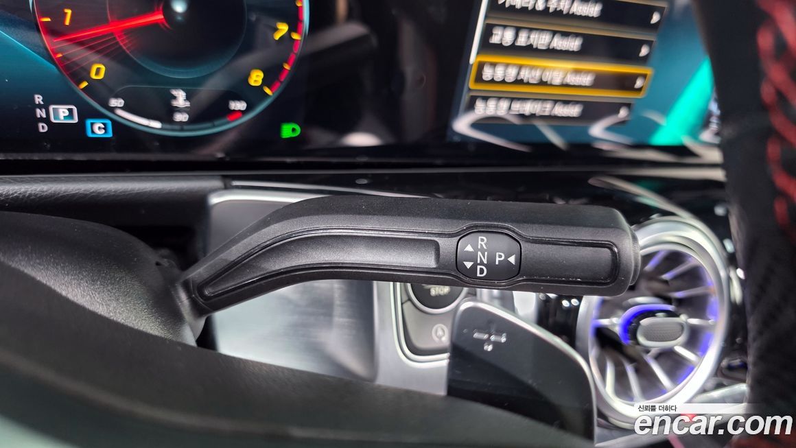 Mercedes-Benz GLB-Class 2022