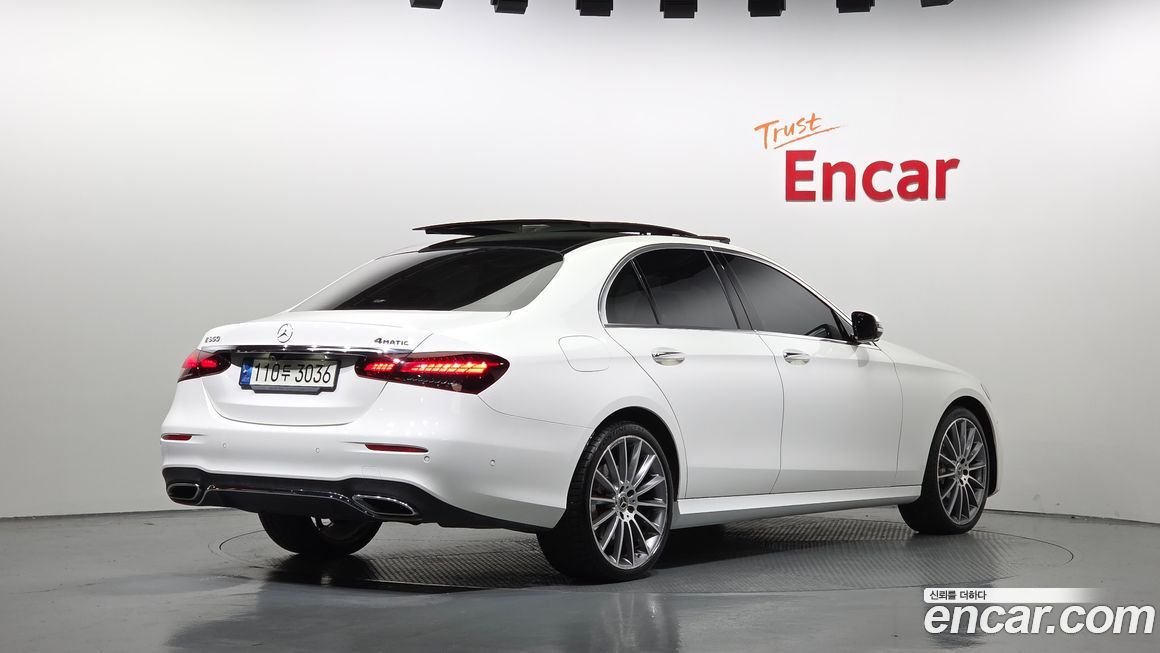 Mercedes-Benz E-Class 2021