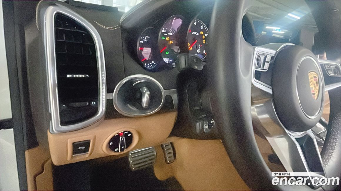 Porsche Cayenne 2016