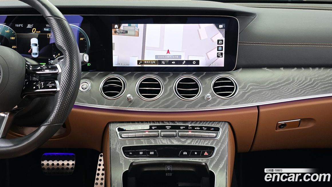 Mercedes-Benz E-Class 2021