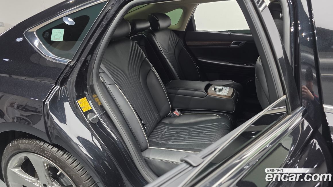 Genesis G80 2023