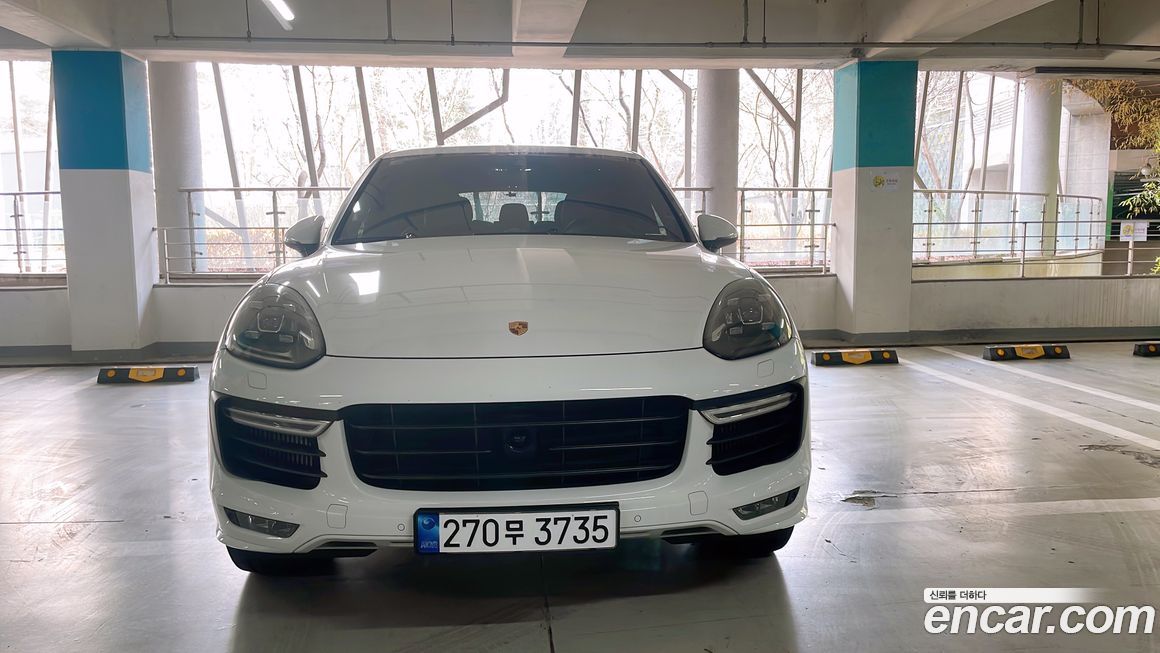 Porsche Cayenne 2016
