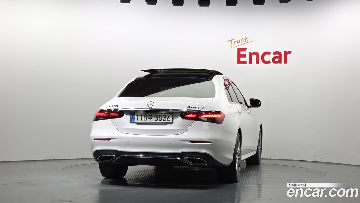 Mercedes-Benz E-Class 2021