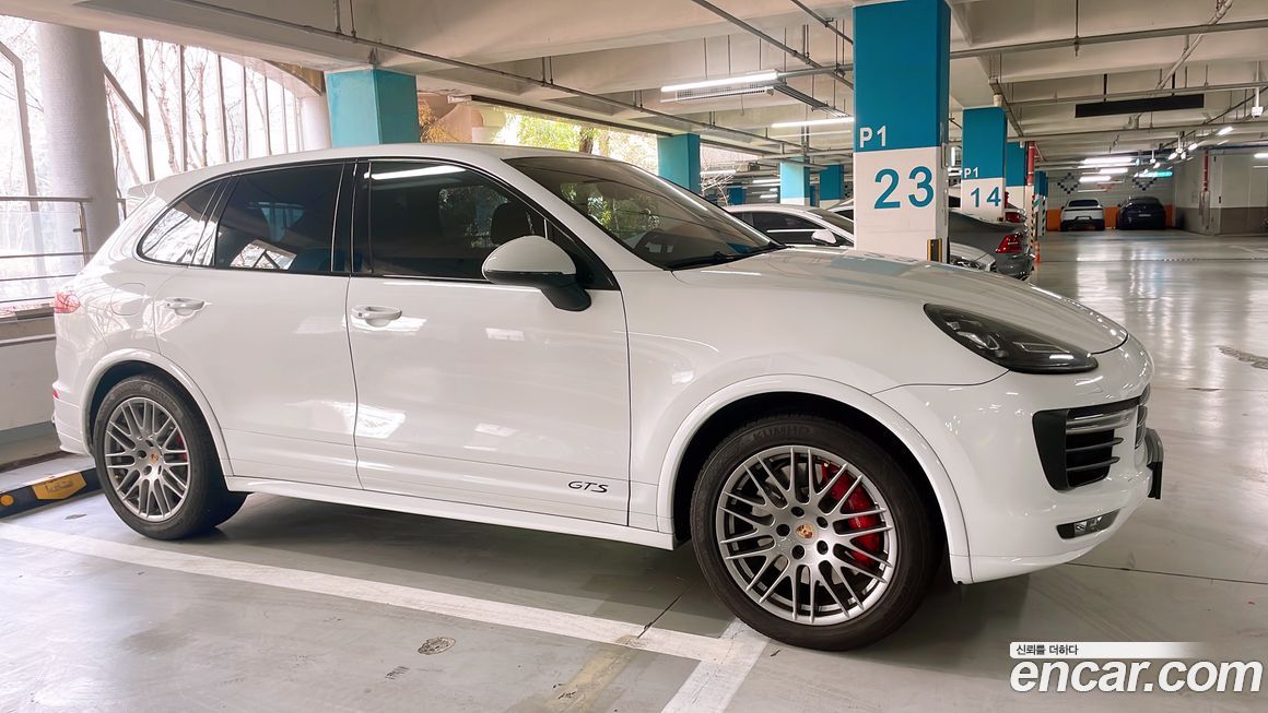 Porsche Cayenne 2016