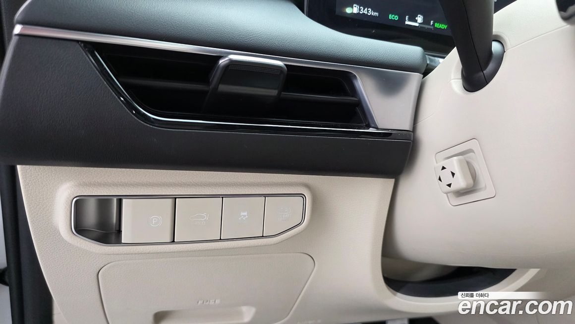 Kia K8 2025