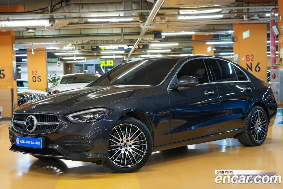 Mercedes-Benz C-Class 2025