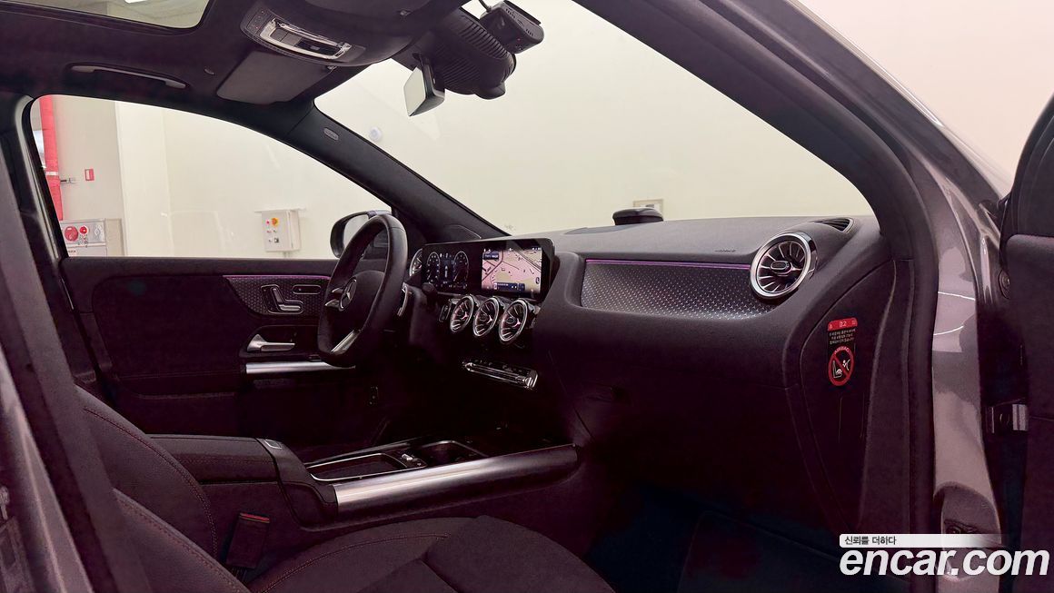 Mercedes-Benz GLA-Class 2025