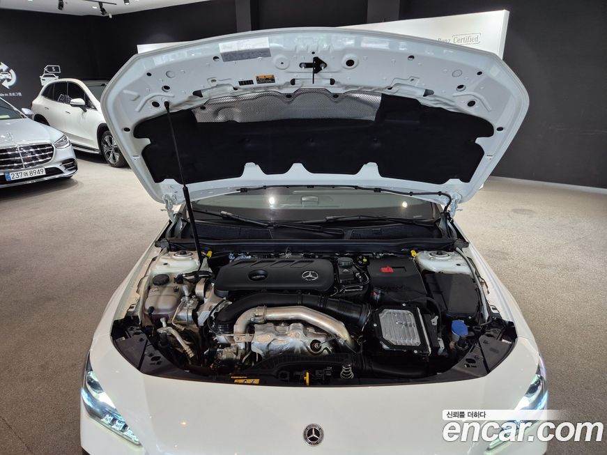 Mercedes-Benz CLA-Class 2025