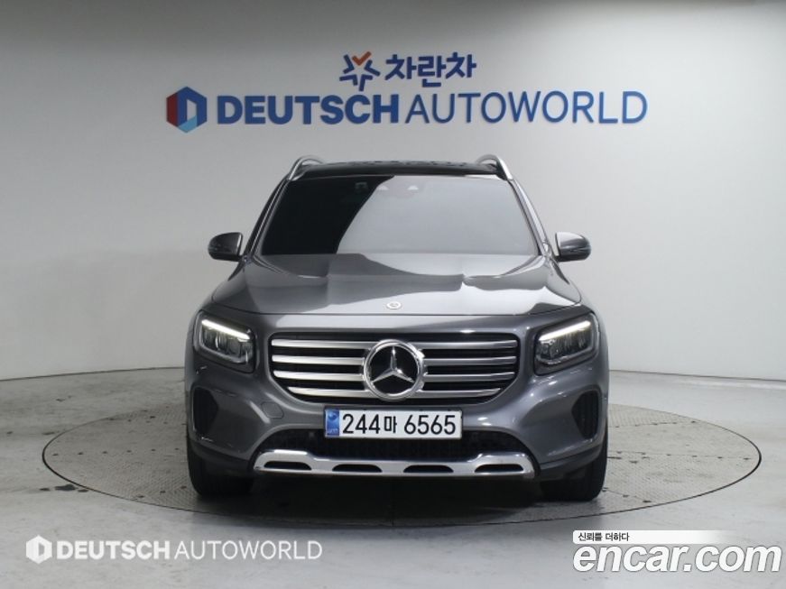 Mercedes-Benz GLB-Class 2024
