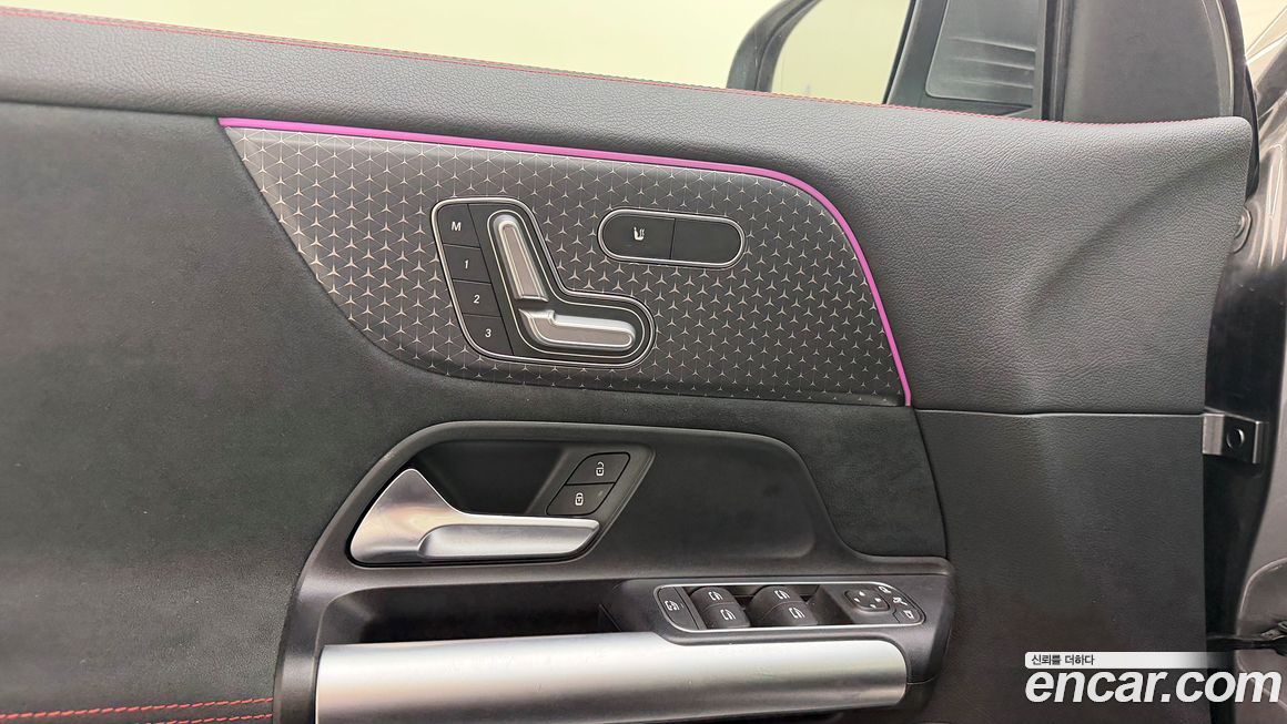 Mercedes-Benz GLA-Class 2025