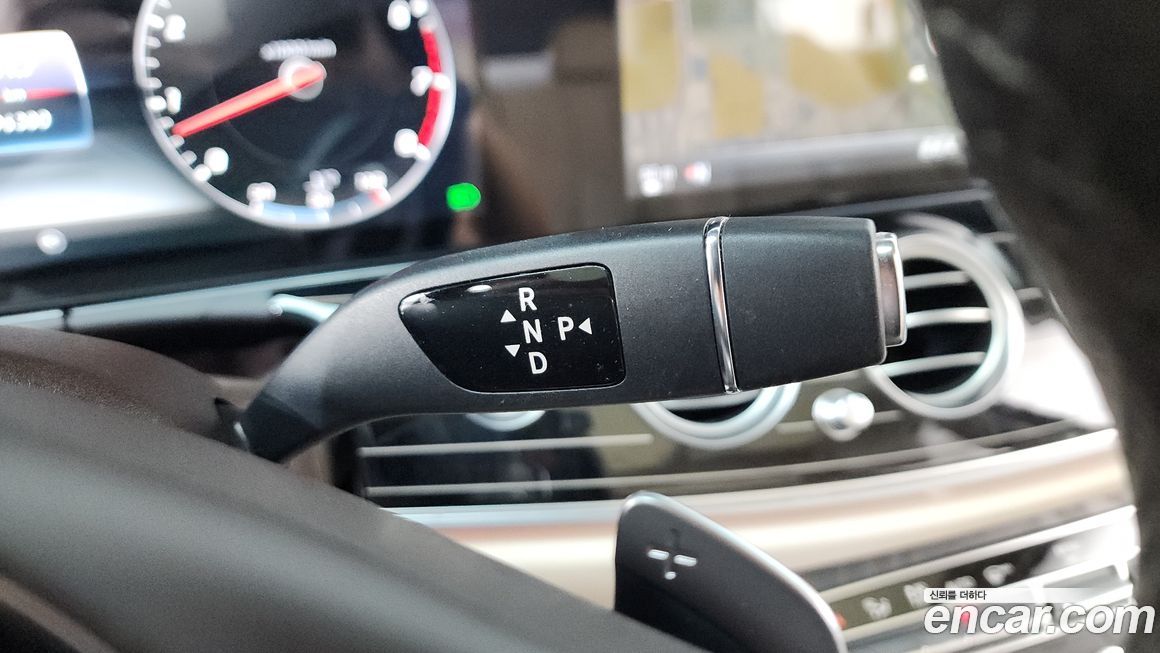 Mercedes-Benz E-Class 2017