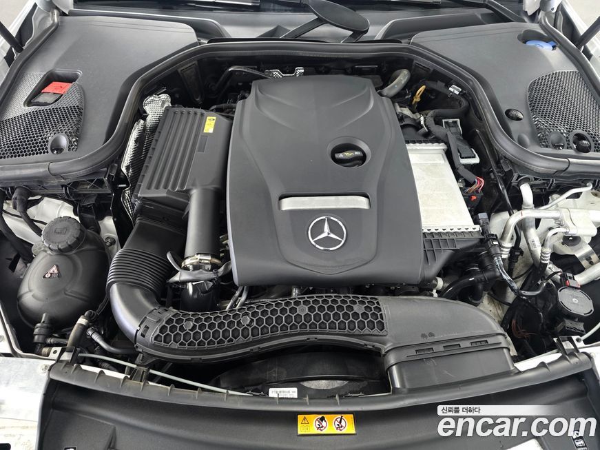 Mercedes-Benz E-Class 2023