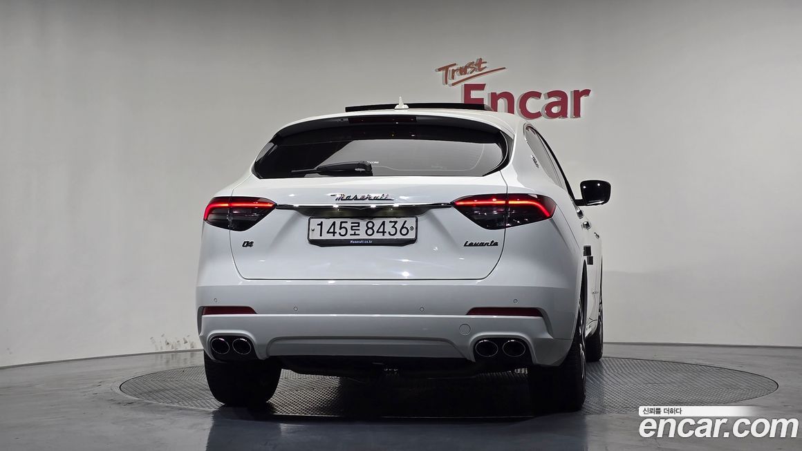 Maserati Levante 2021