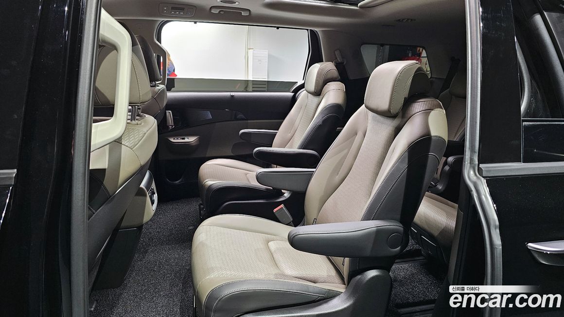 Kia Canival 2025