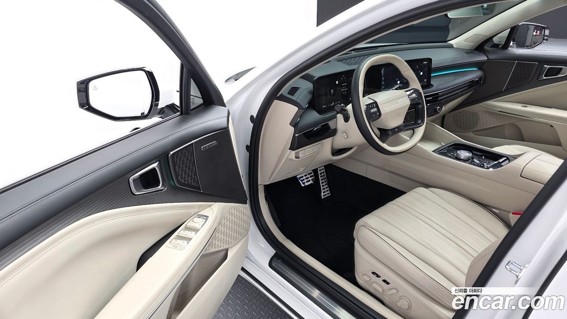 Kia K8 2025