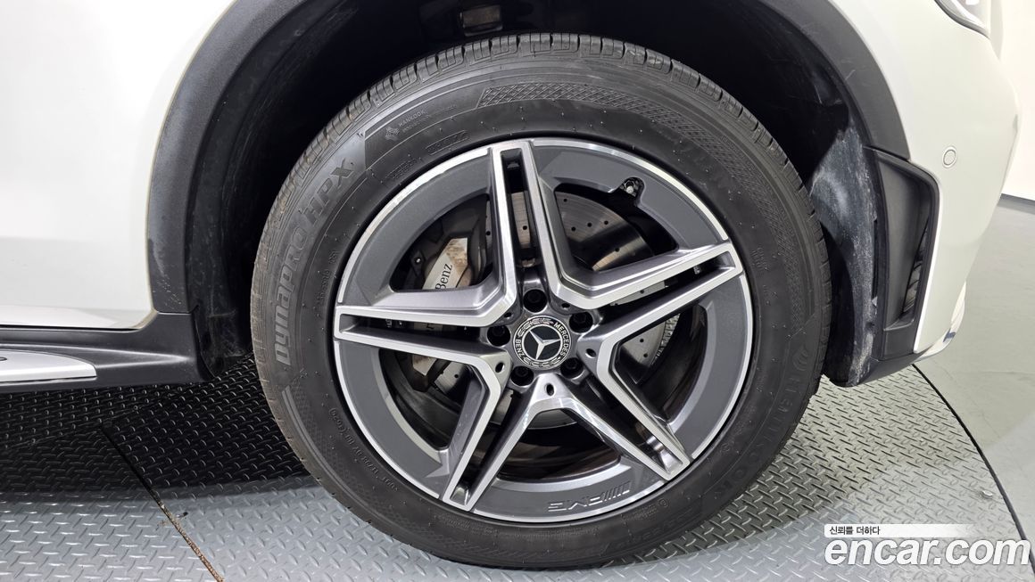 Mercedes-Benz GLC-Class 2022