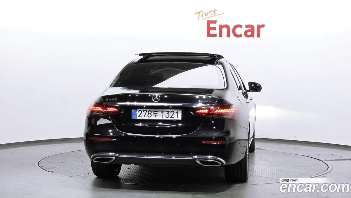 Mercedes-Benz E-Class 2021