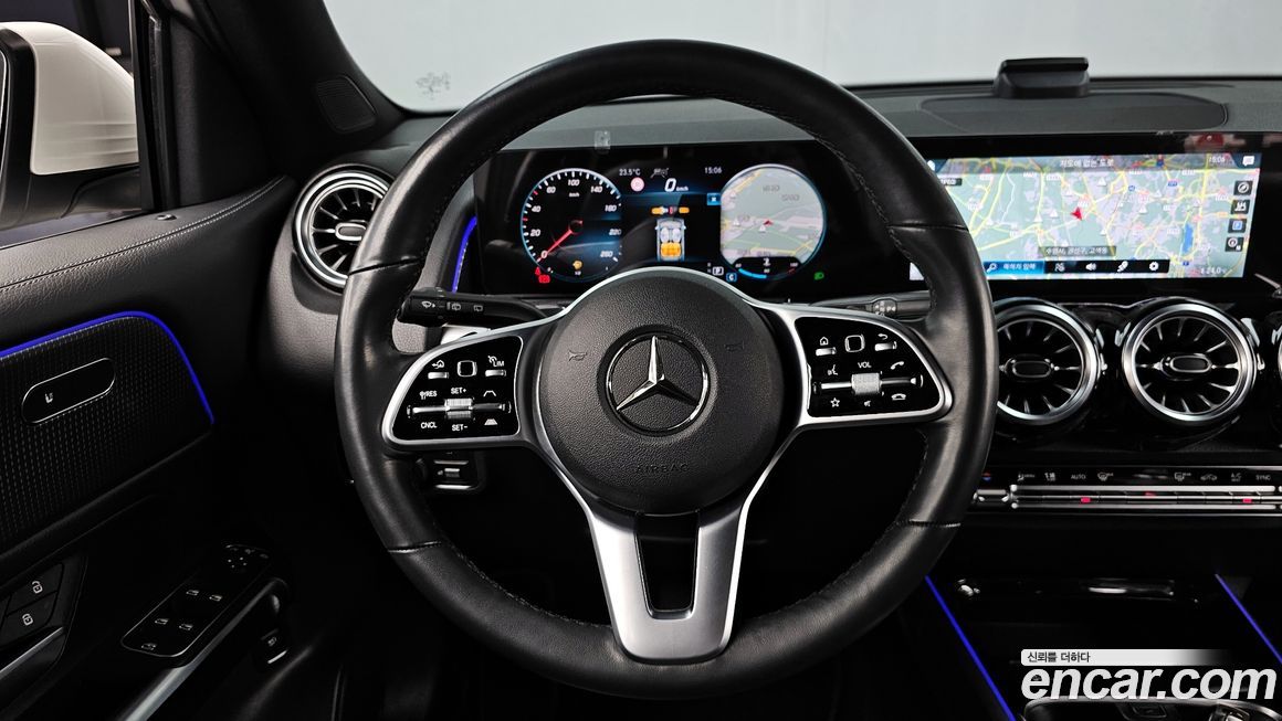 Mercedes-Benz GLB-Class 2022