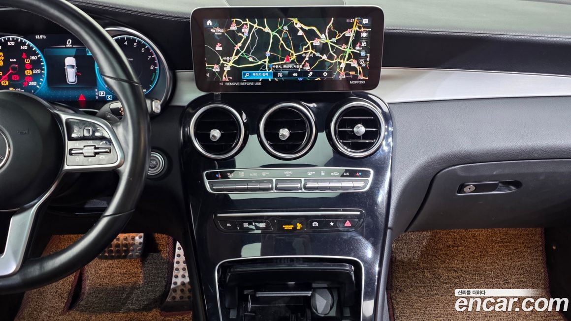 Mercedes-Benz GLC-Class 2022