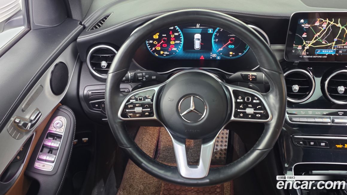 Mercedes-Benz GLC-Class 2022