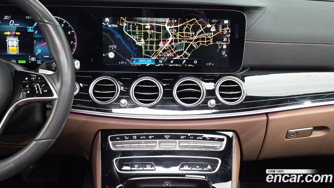 Mercedes-Benz E-Class 2021