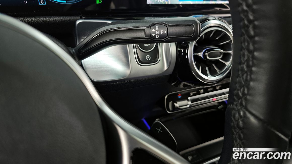 Mercedes-Benz GLB-Class 2022