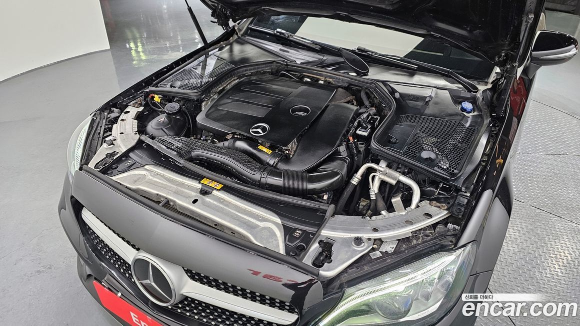 Mercedes-Benz C-Class 2021