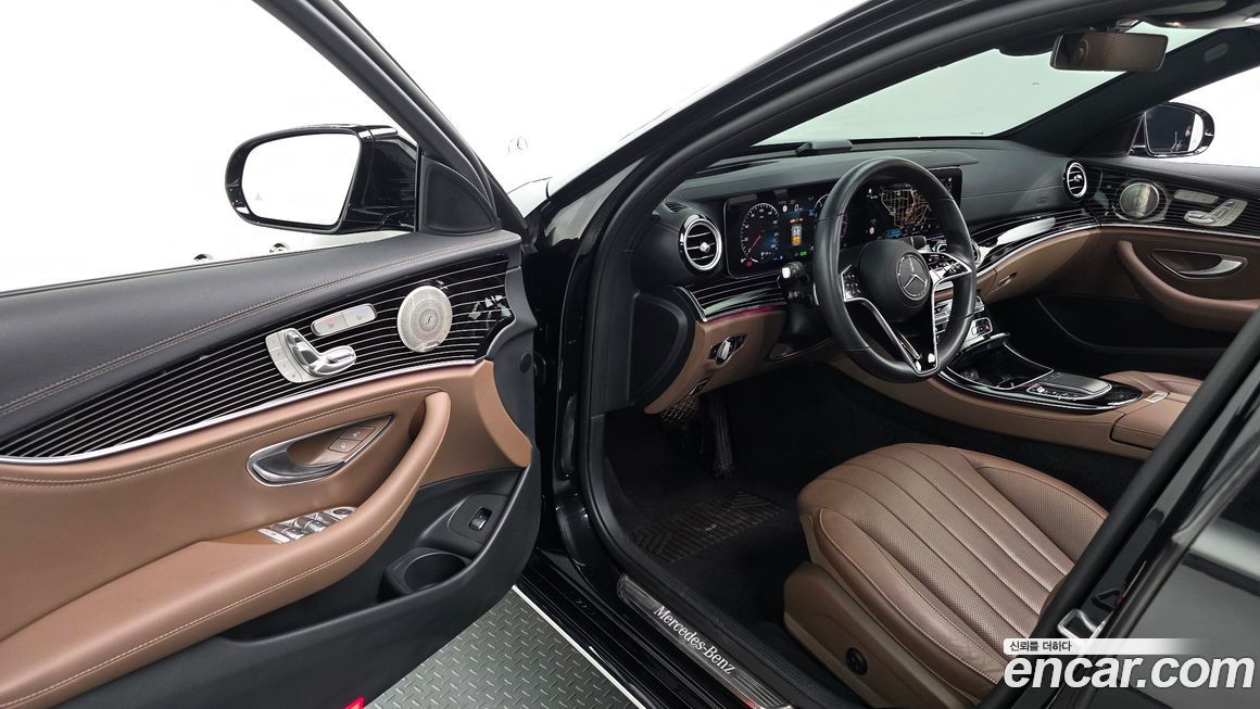 Mercedes-Benz E-Class 2021