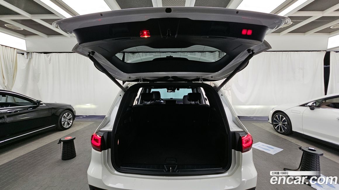 Mercedes-Benz GLB-Class 2022