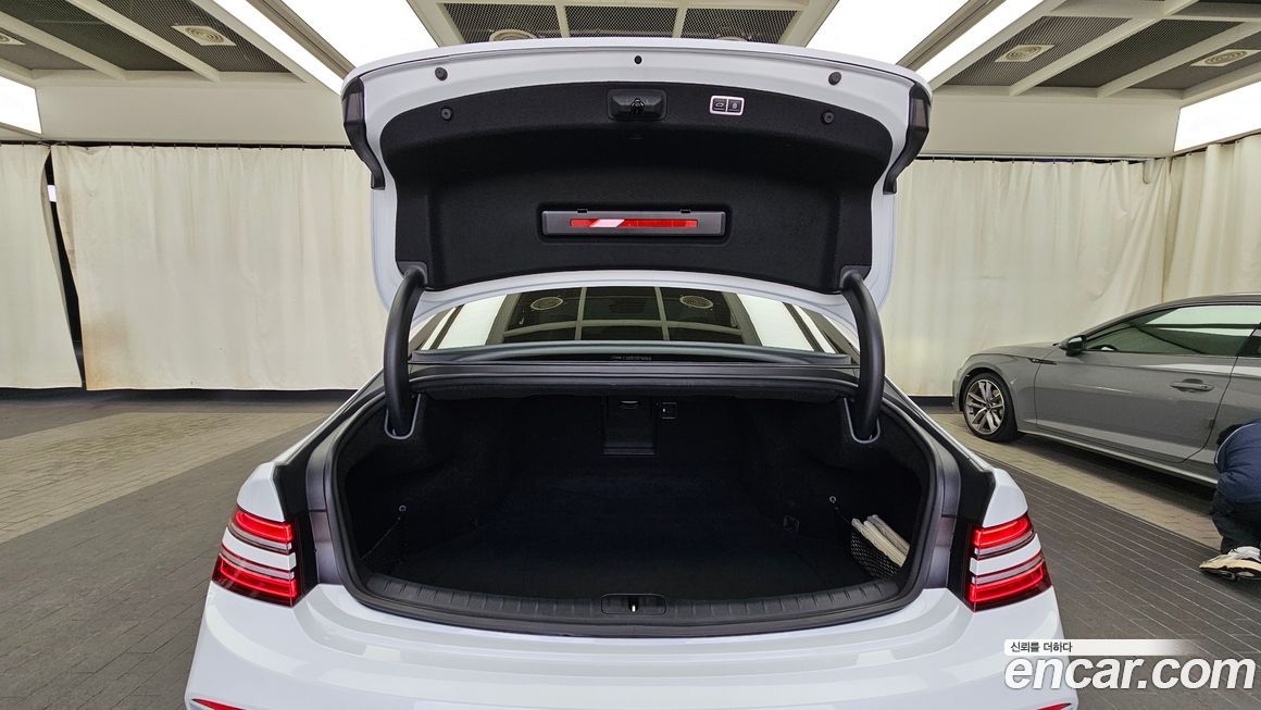 Genesis G80 2022