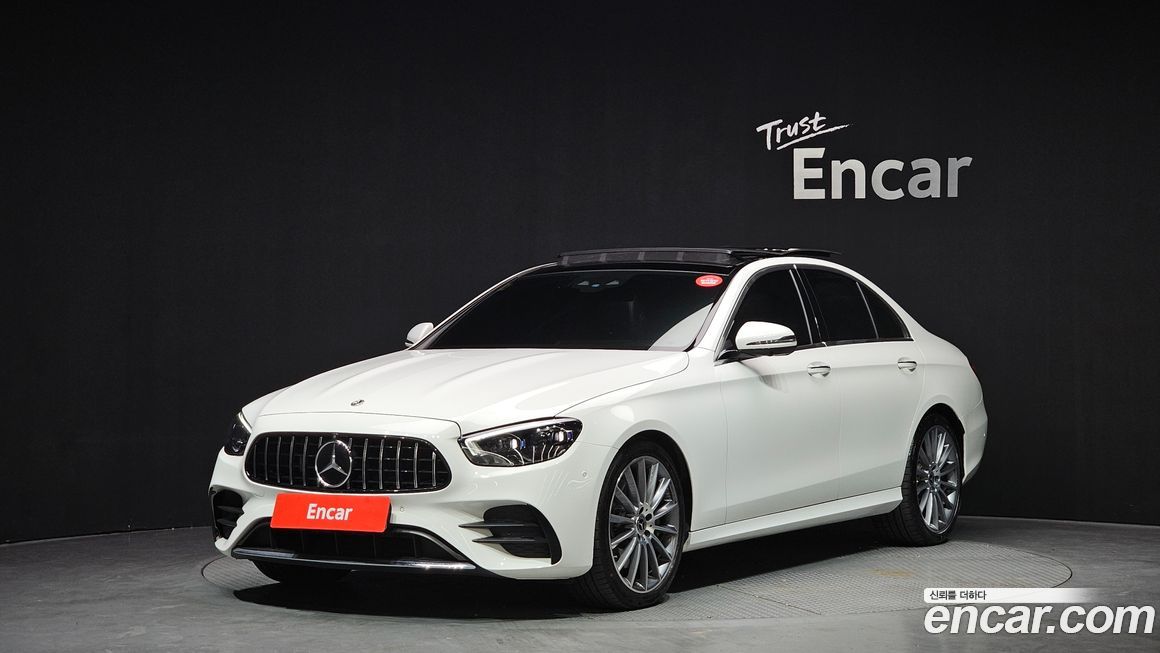 Mercedes-Benz E-Class 2022