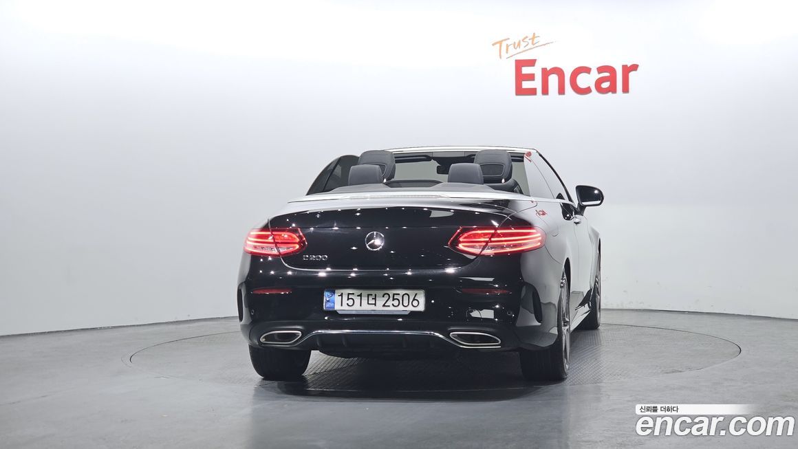 Mercedes-Benz C-Class 2021