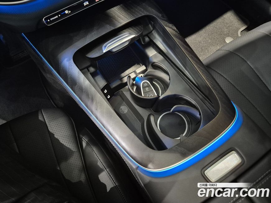 Mercedes-Benz E-Class 2025