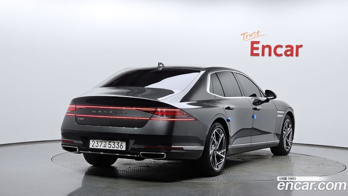 Genesis G90 2023