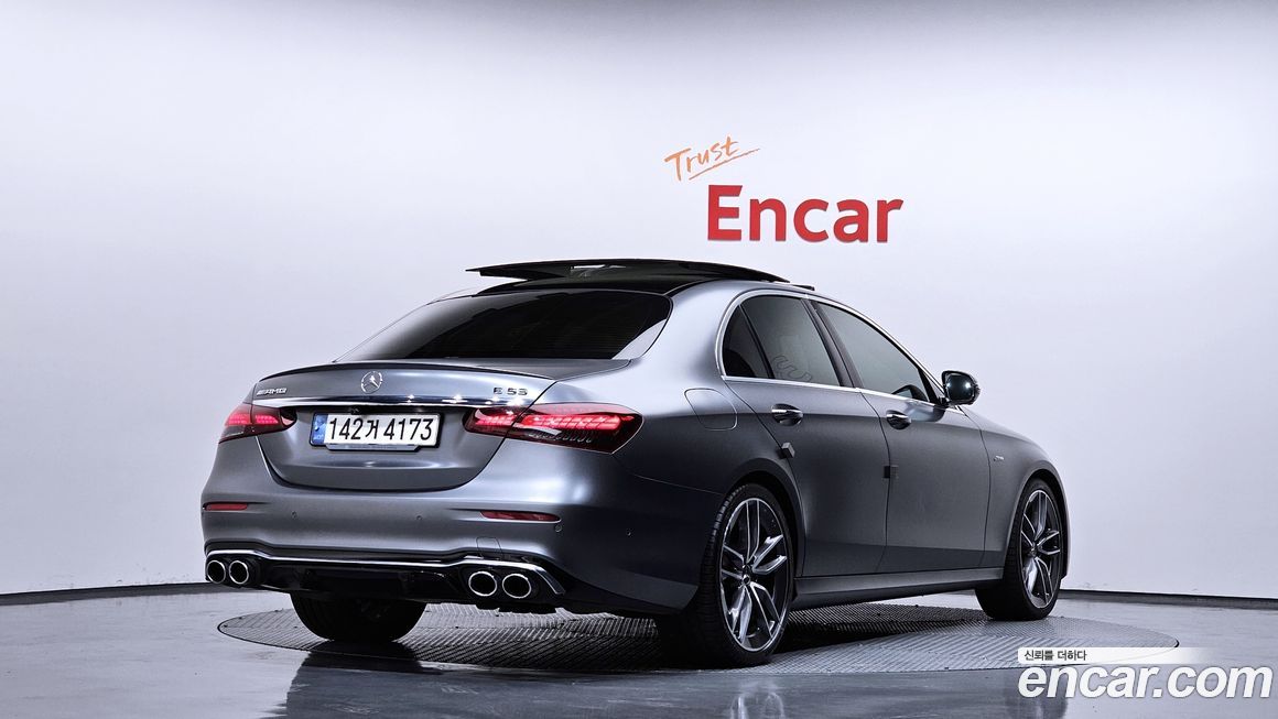 Mercedes-Benz E-Class 2021