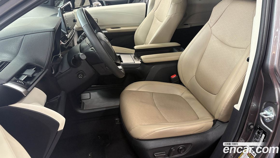 Toyota Sienna 2023