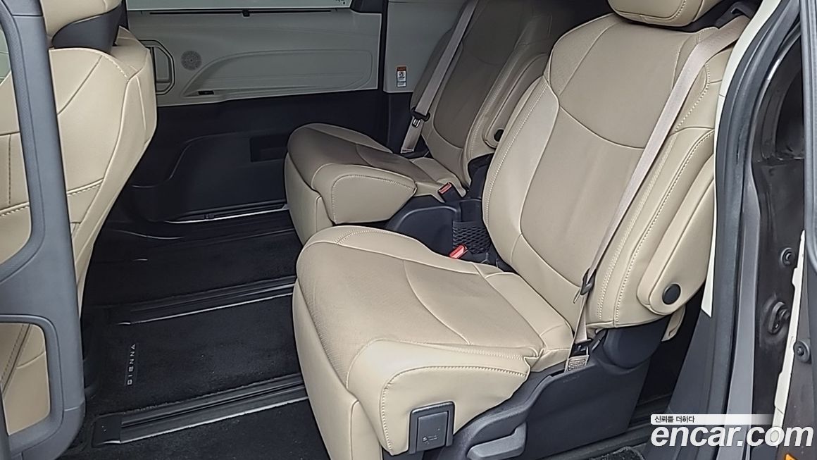 Toyota Sienna 2023