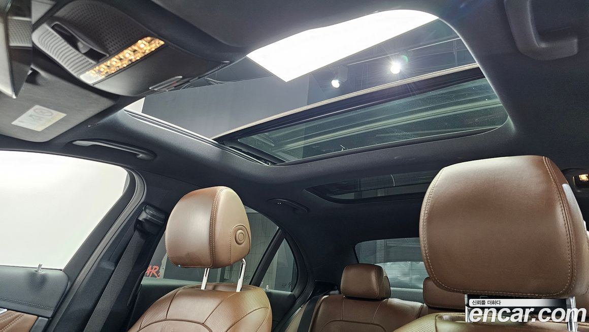 Mercedes-Benz E-Class 2021