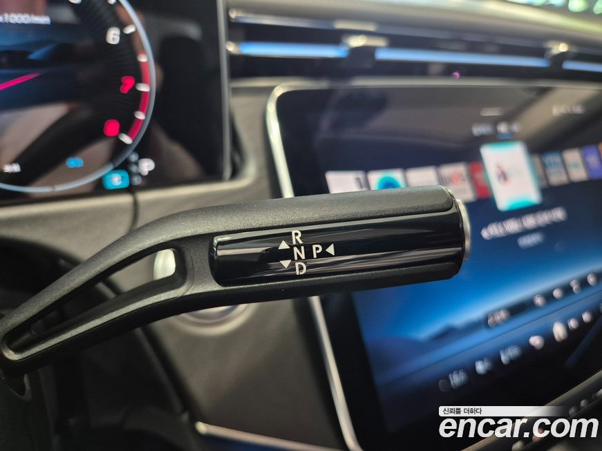 Mercedes-Benz E-Class 2025