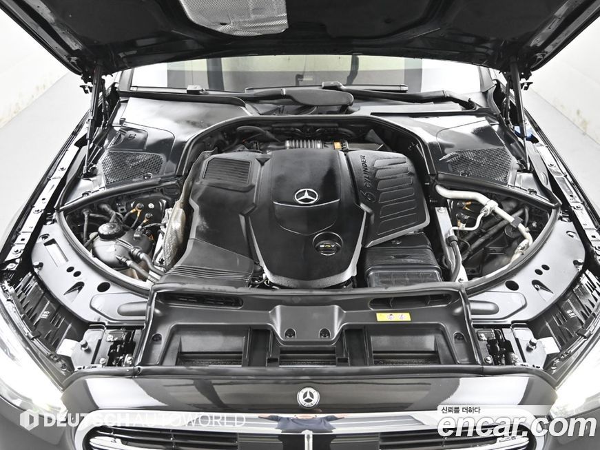 Mercedes-Benz S-Class 2021