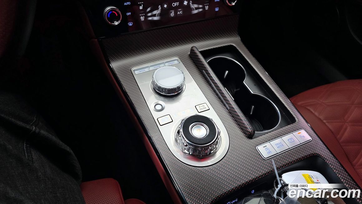 Genesis G80 2025