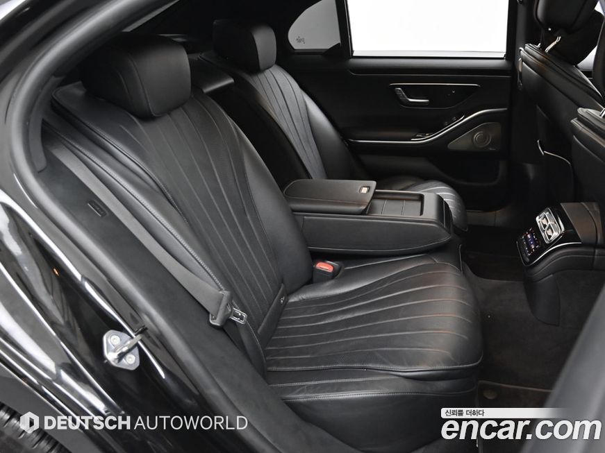 Mercedes-Benz S-Class 2021