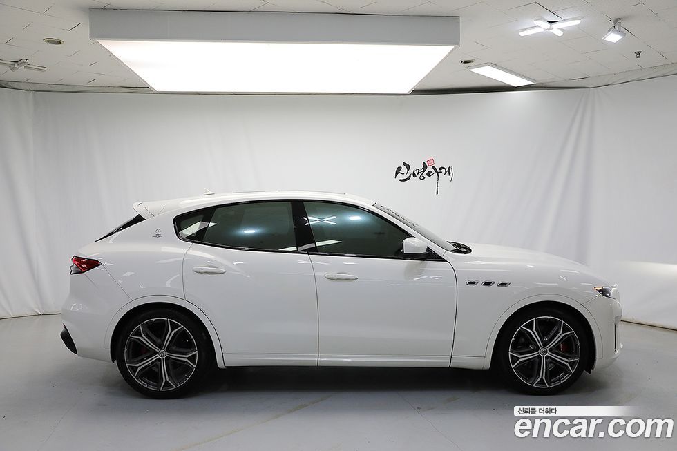 Maserati Levante 2020