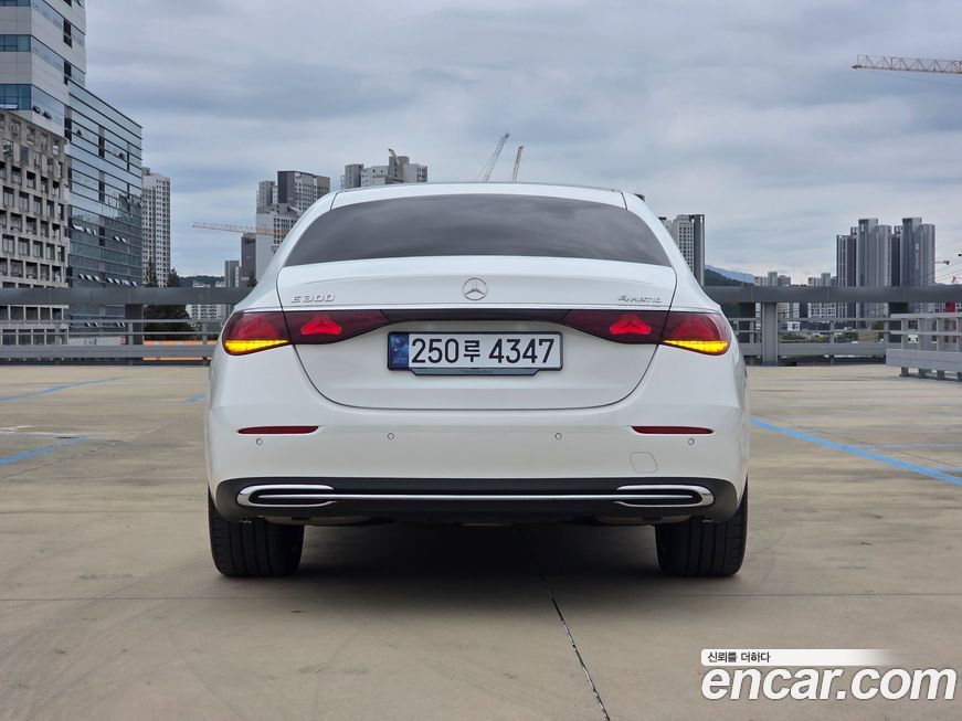 Mercedes-Benz E-Class 2024
