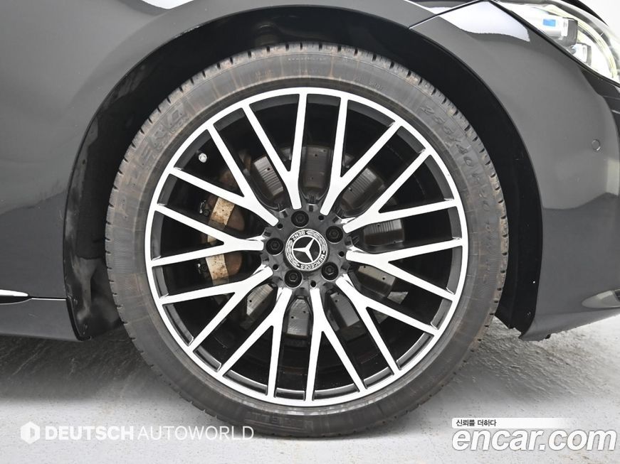 Mercedes-Benz S-Class 2021