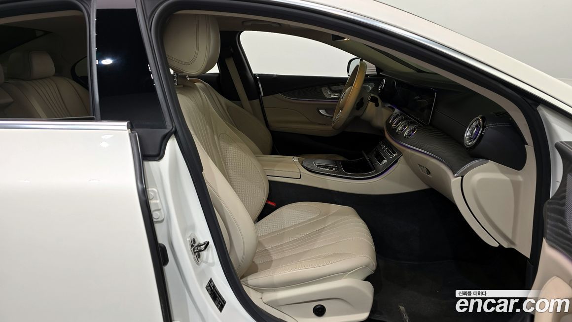 Mercedes-Benz CLS-Class 2021