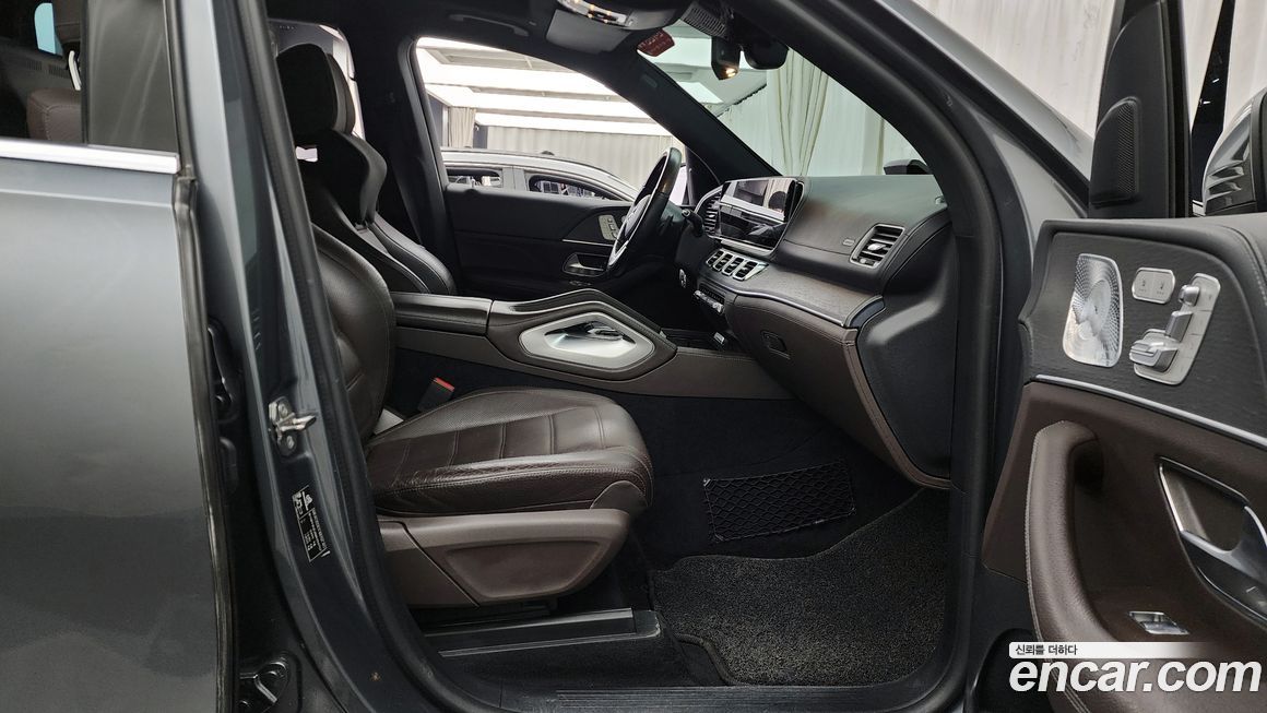 Mercedes-Benz GLS-Class 2021