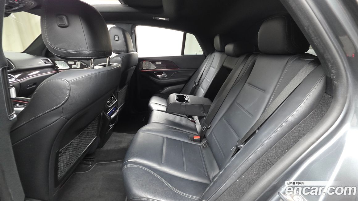 Mercedes-Benz GLE-Class 2021