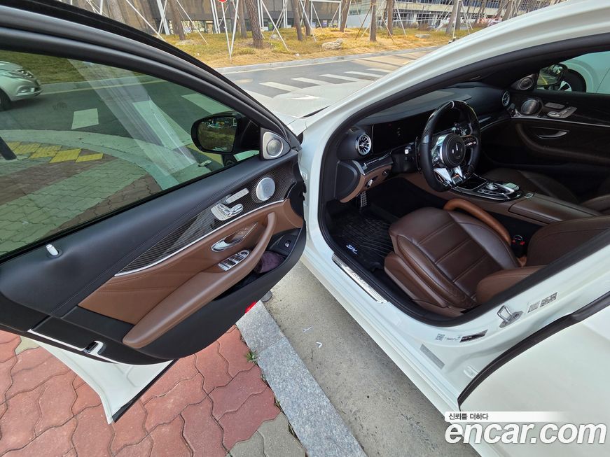 Mercedes-Benz E-Class 2019