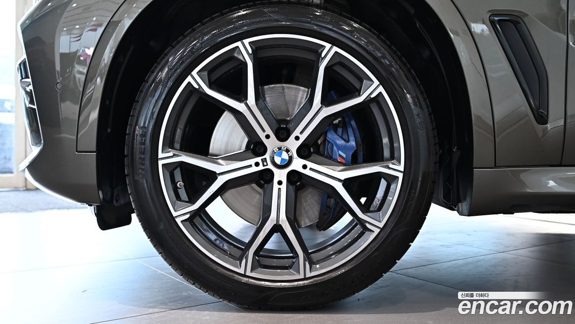 BMW X5 2023